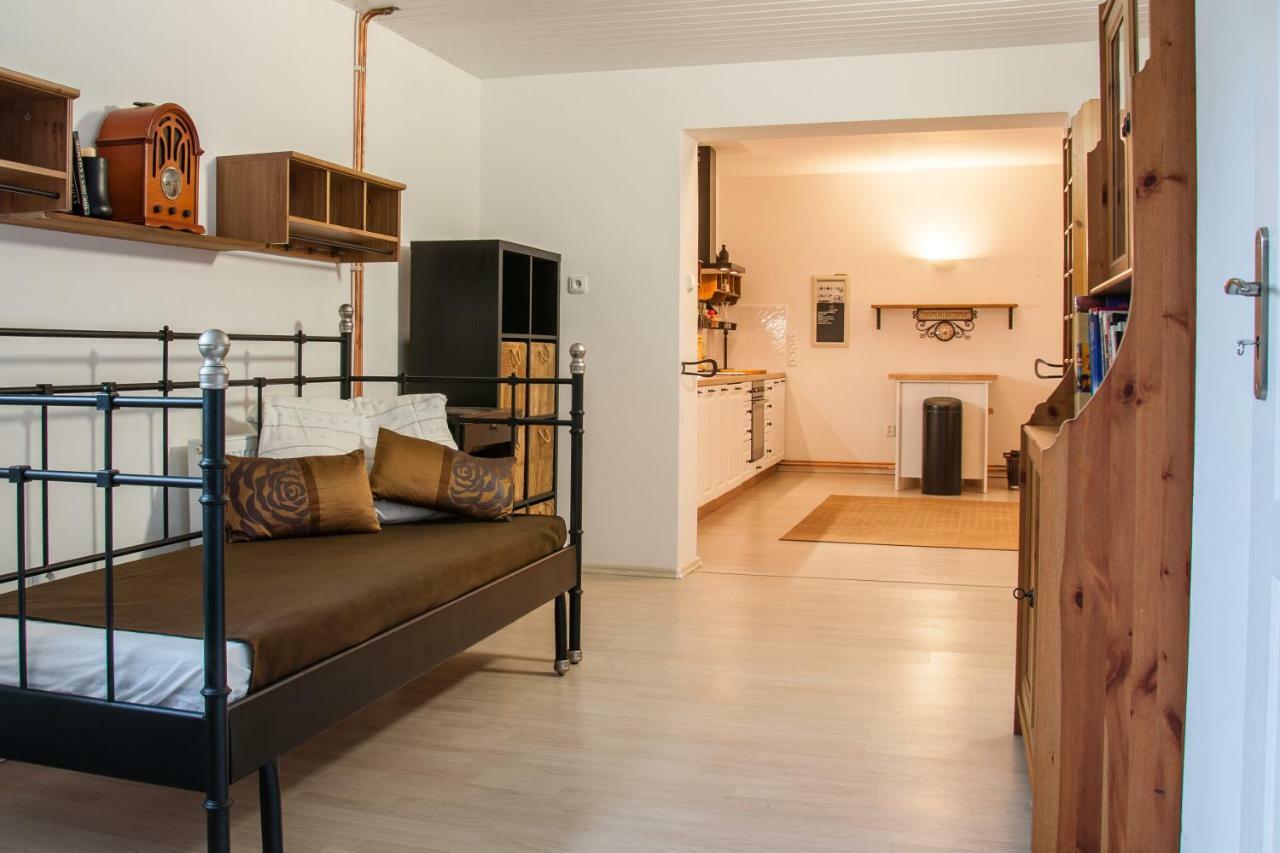 Apartman Zeleznice Apartment Екстериор снимка